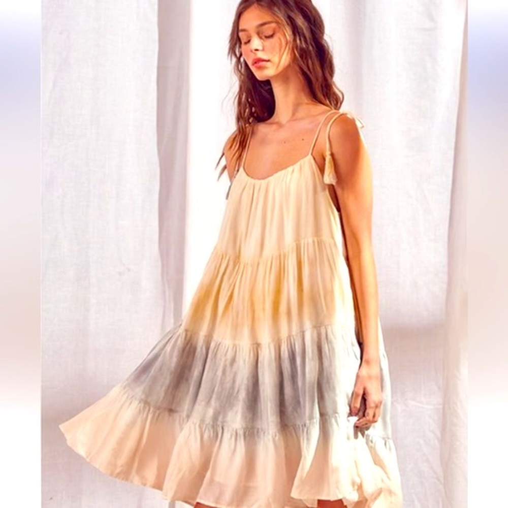 Storia Tie-dye Tiered Trapeze Soft Multi-colored Sleeveless Dress. Size S